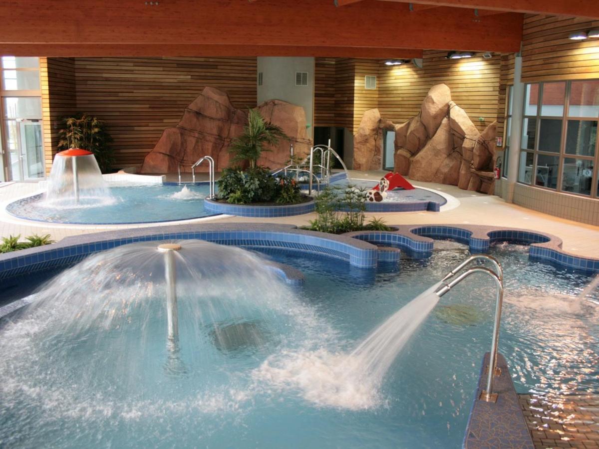 L'Ekrin Des Bains Appartement La Bourboule Buitenkant foto
